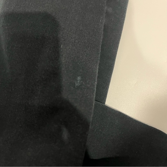 Universal Thread Black High Rise Skinny Distressed Jeans Size 16 Women’s - Picture 7 of 7